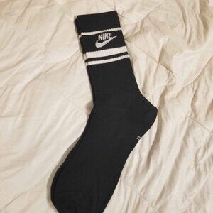 Nike Socks Old School 80" Retro Vintage Men's 8- 12  NEW  ONE PAIR